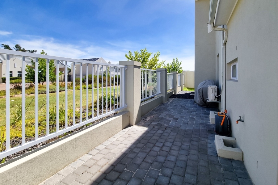 3 Bedroom Property for Sale in Langeberg Ridge Western Cape